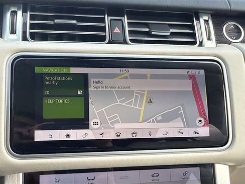 Used 2019 Land Rover Range Rover Supercharged image 13