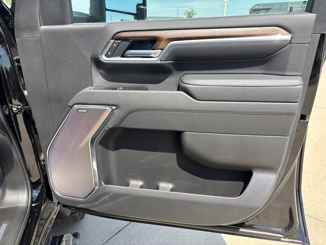 New 2026 Chevrolet Silverado 2500 High Country w/ Midnight Edition AWD/4WD image 26