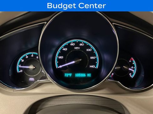 Used 2011 Chevrolet Malibu LS FWD image 2