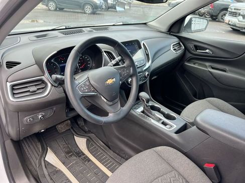 Used 2024 Chevrolet Equinox LT AWD/4WD image 10