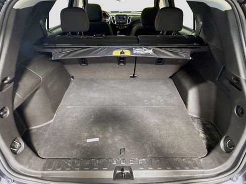 Used 2022 Chevrolet Equinox LT image 35
