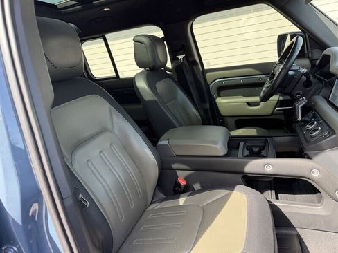 Used 2021 Land Rover Defender 110 X-Dynamic HSE image 31