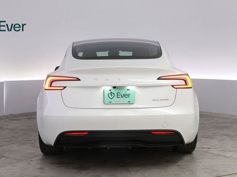 Used 2025 Tesla Model 3 Long Range AWD/4WD image 15