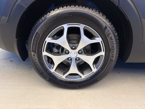 Used 2020 Kia Telluride EX AWD/4WD image 8