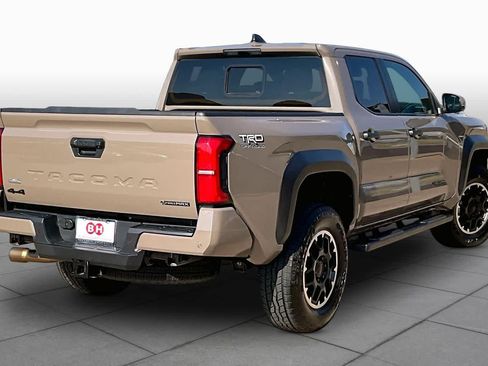 Used 2026 Toyota Tacoma TRD Off-Road w/ TRD Off Road Upgrade Package AWD/4WD image 13
