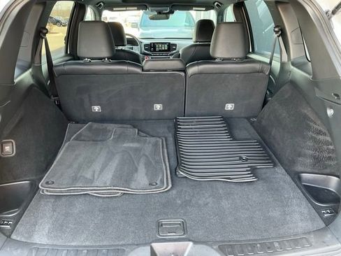 Used 2023 Honda Passport EX-L image 16