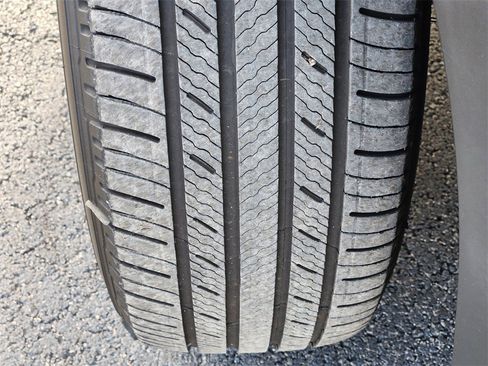 Used 2022 Lexus RX 350L Luxury image 11