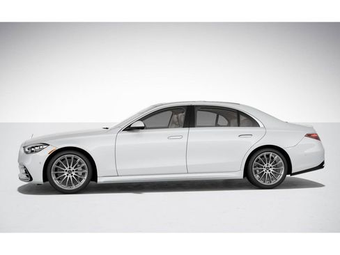 New 2025 Mercedes-Benz S 580 4MATIC Sedan image 35