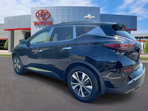 Used 2019 Nissan Murano SV w/ Premium Package AWD/4WD image 4