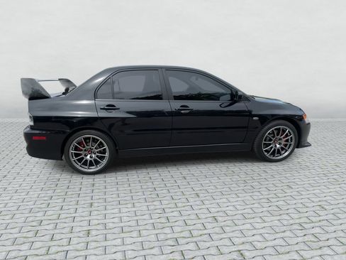 Used 2006 Mitsubishi Lancer Evolution AWD/4WD image 8