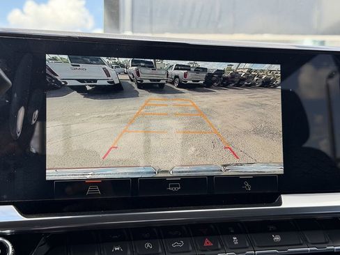 New 2026 GMC Sierra 1500 SLE w/ Preferred Package image 25