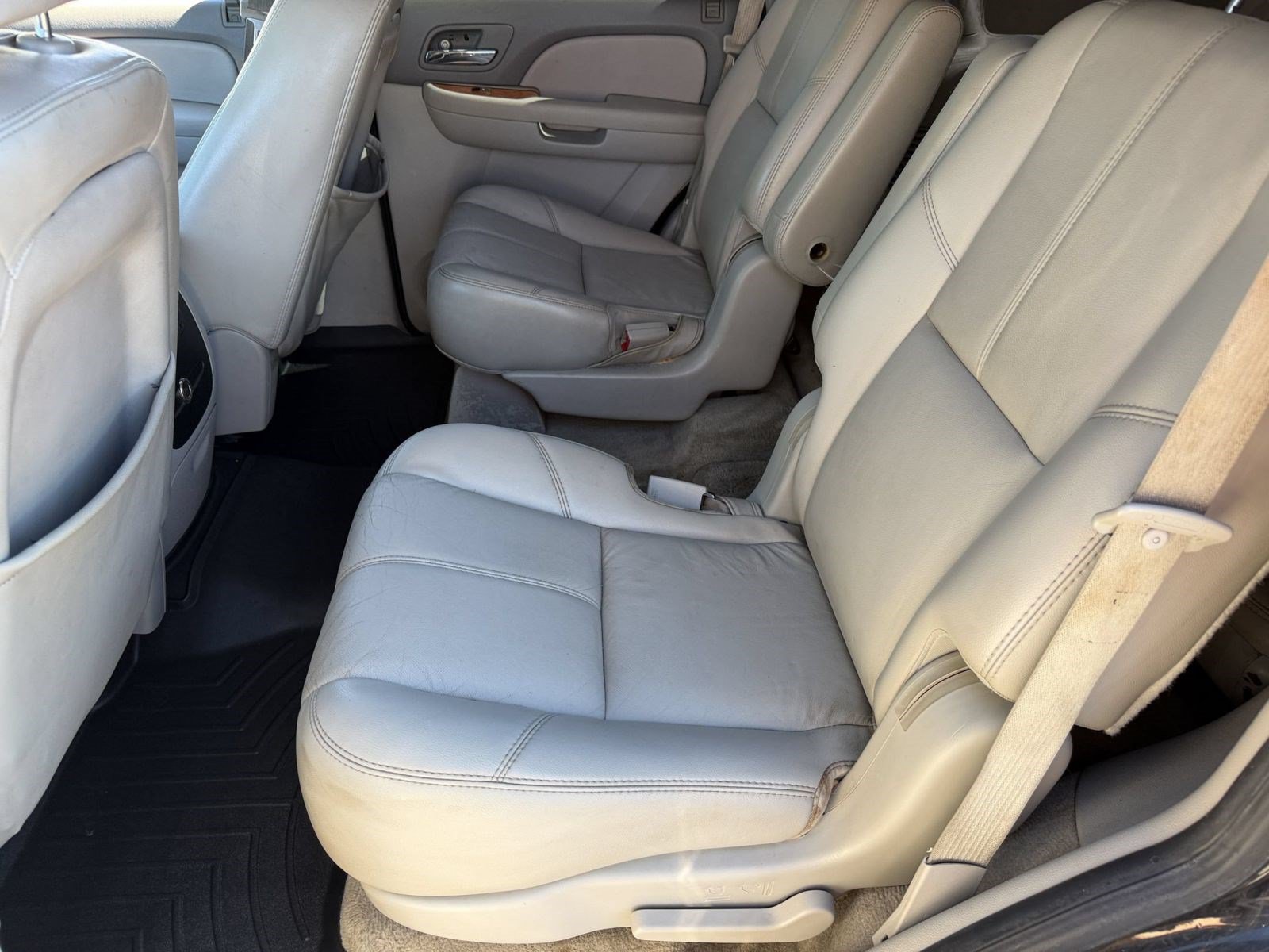 Used 2007 GMC Yukon SLT w/ SLT Preferred Equipment Group AWD/4WD image 20