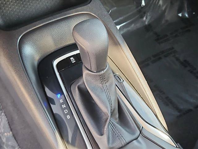 Used 2025 Toyota Corolla LE FWD image 17