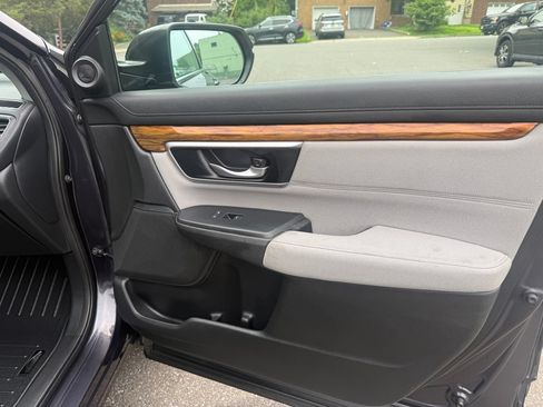Used 2017 Honda CR-V EX image 30