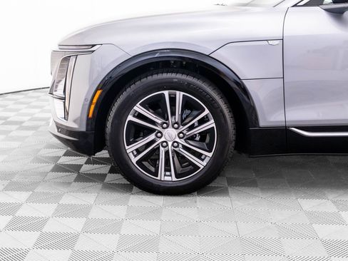 New 2026 Cadillac Lyriq Luxury RWD image 36