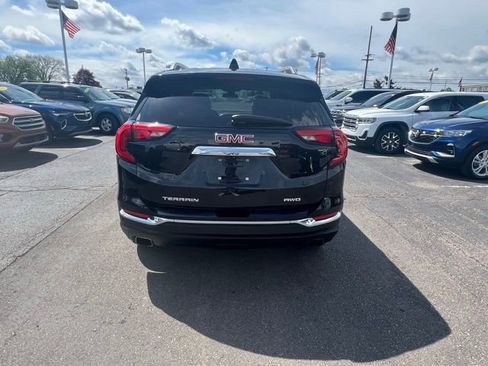 Used 2020 GMC Terrain SLT w/ Preferred Package AWD/4WD image 2