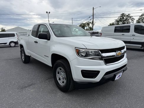 Used 2017 Chevrolet Colorado W/T RWD image 4