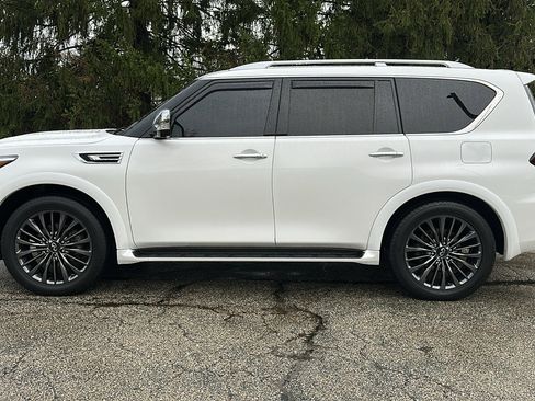 Used 2022 INFINITI QX80 Sensory image 32