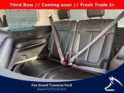 Used 2023 Jeep Grand Cherokee L Limited image 6