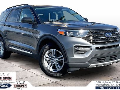 Certified 2023 Ford Explorer XLT w/ Equipment Group 202A