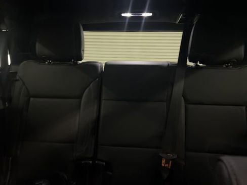 Used 2024 Chevrolet Tahoe Z71 w/ Z71 Off-Road Package image 18