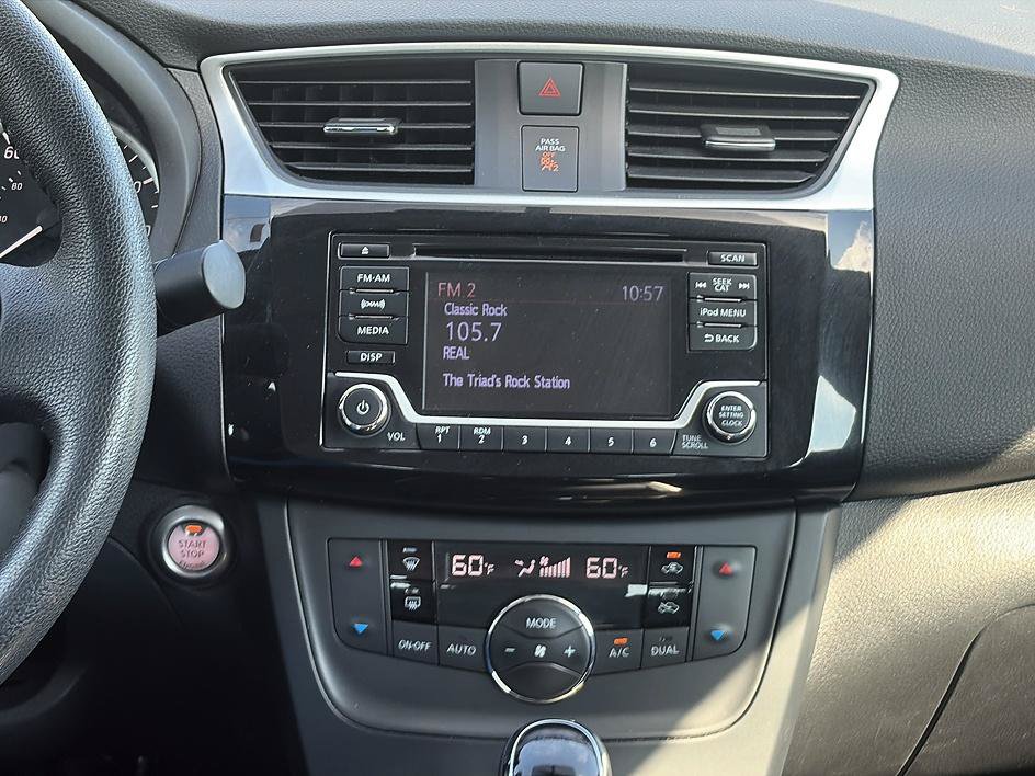 Used 2018 Nissan Sentra SV FWD image 33