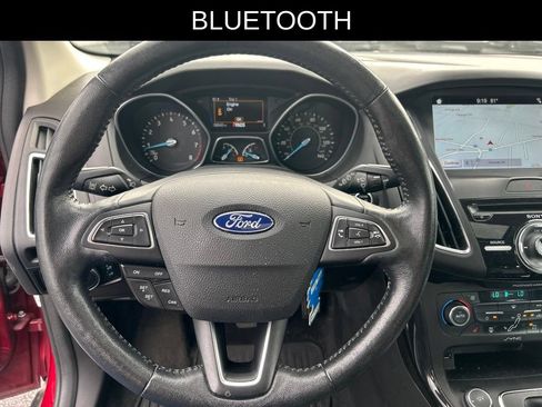 Used 2016 Ford Focus Titanium w/ Titanium Technology Package FWD image 12