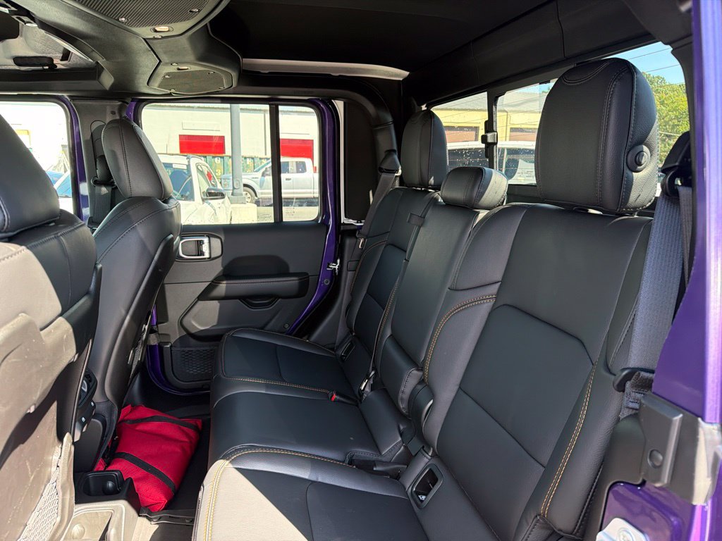 New 2026 Jeep Gladiator Sport AWD/4WD image 18