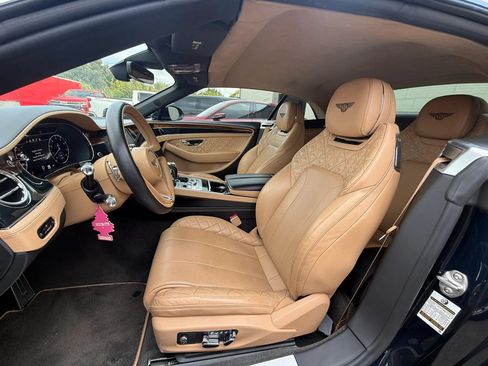 Used 2020 Bentley Continental GT V8 AWD/4WD image 32