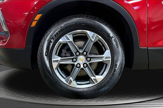 Certified 2024 Chevrolet Blazer LT w/ Convenience Package FWD image 31