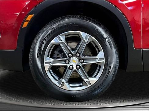 Certified 2024 Chevrolet Blazer LT w/ Convenience Package FWD image 31