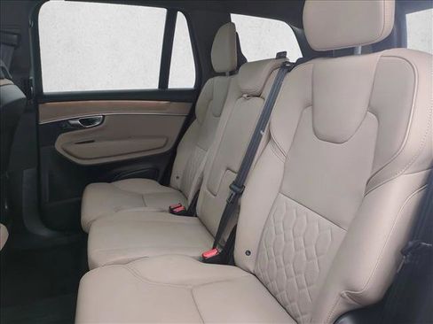 Used 2025 Volvo XC90 B5 Core w/ Protection Package Premier AWD/4WD image 22