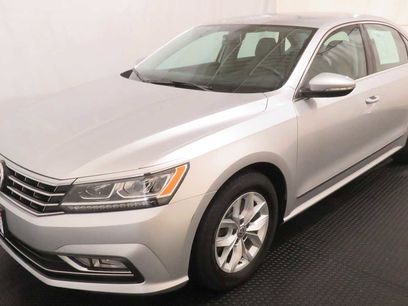 Used 2016 Volkswagen Passat 1.8T S w/ Lighting Package (P06)