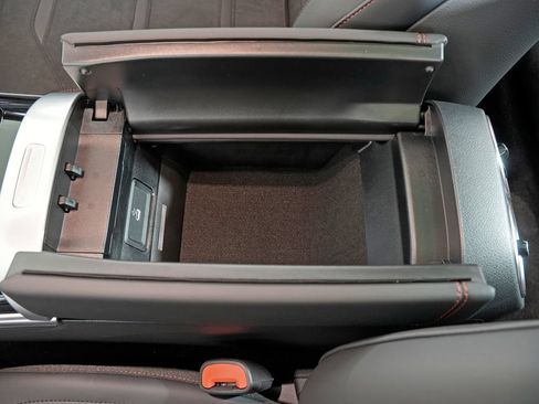 New 2026 Mercedes-Benz C 43 AMG 4MATIC Sedan image 24
