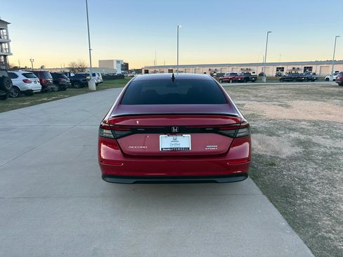 Certified 2025 Honda Accord Sport image 7