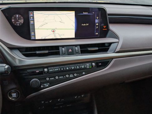 Used 2019 Lexus ES 350 image 29