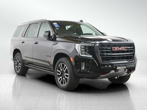 Used 2023 GMC Yukon AT4 w/ Technology Package AWD/4WD image 7
