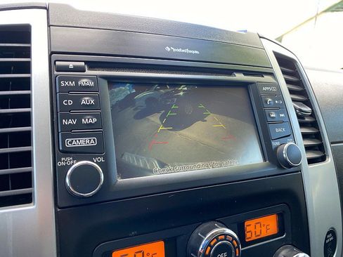 Used 2018 Nissan Frontier PRO-4X image 11