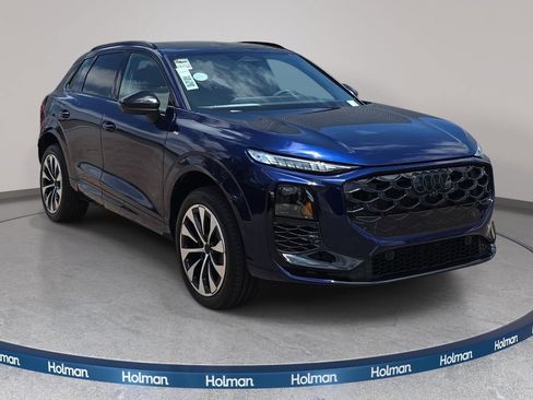 New 2026 Audi Q3 quattro 2.0T AWD/4WD image 3