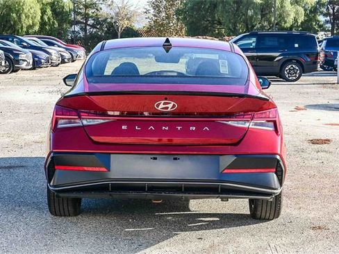 New 2026 Hyundai Elantra SEL Sport image 6