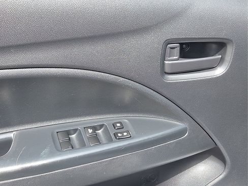 Used 2024 Mitsubishi Mirage ES FWD image 13