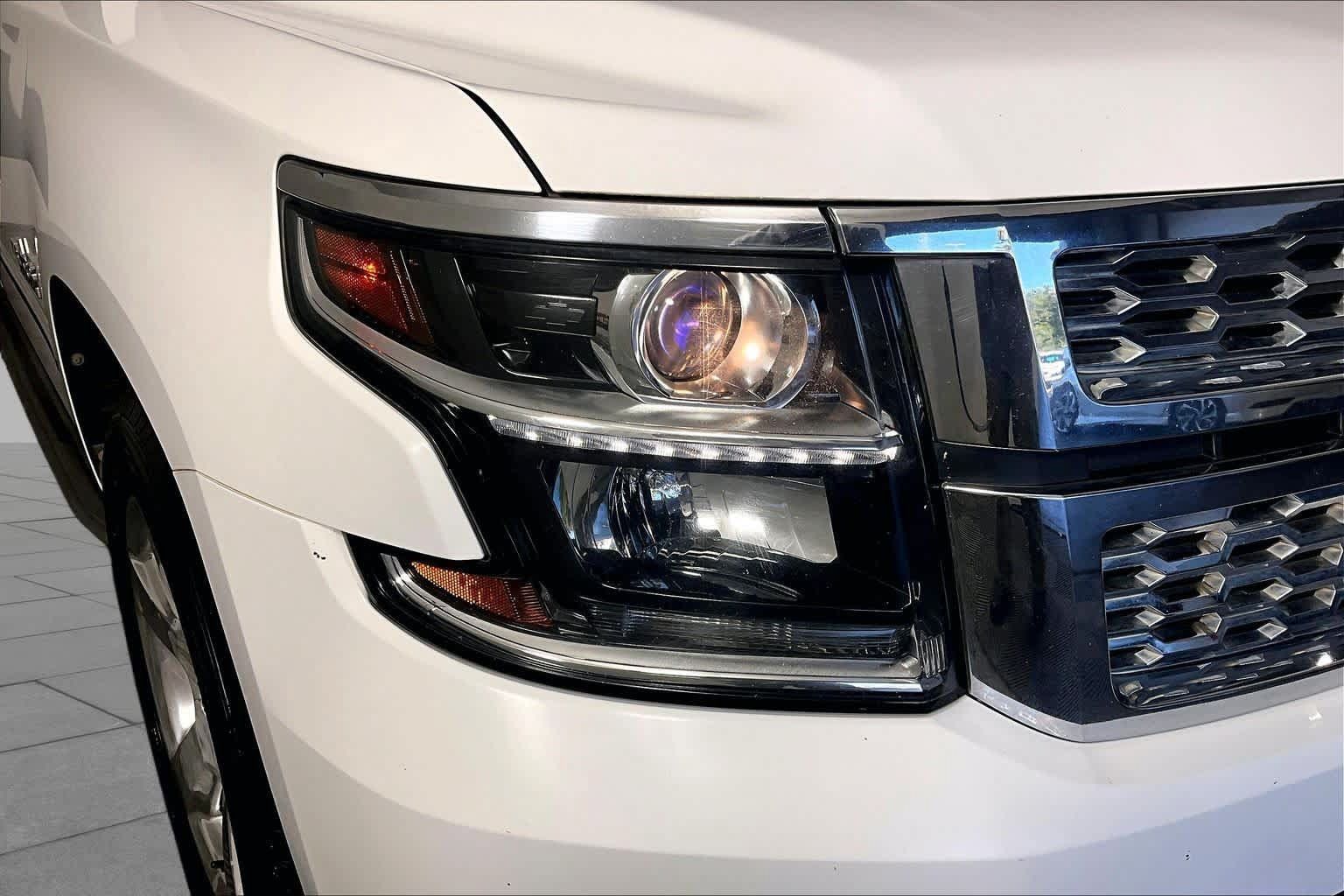 Used 2015 Chevrolet Suburban LT w/ Texas Edition RWD image 26