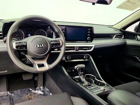 Used 2021 Kia K5 LXS image 12