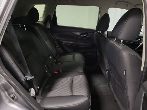 Used 2020 Nissan Rogue SV image 24