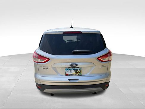 Used 2016 Ford Escape SE FWD image 5