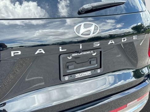 Used 2024 Hyundai Palisade Calligraphy FWD image 19