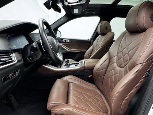 Used 2023 BMW X5 xDrive40i w/ Premium Package image 17