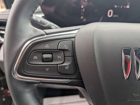 Used 2024 Buick Envista Avenir FWD image 17