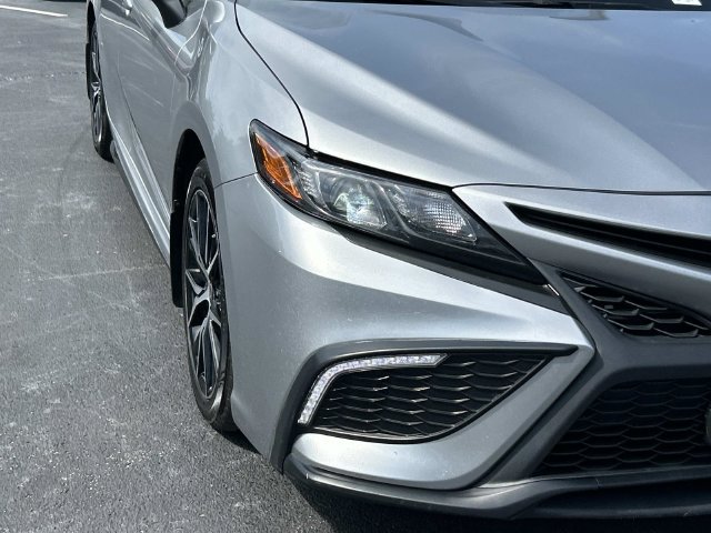 Used 2024 Toyota Camry SE FWD image 10