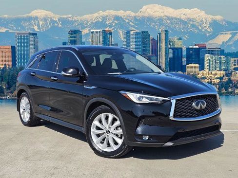 Certified 2019 INFINITI QX50 Essential w/ Proactive Package AWD/4WD image 1